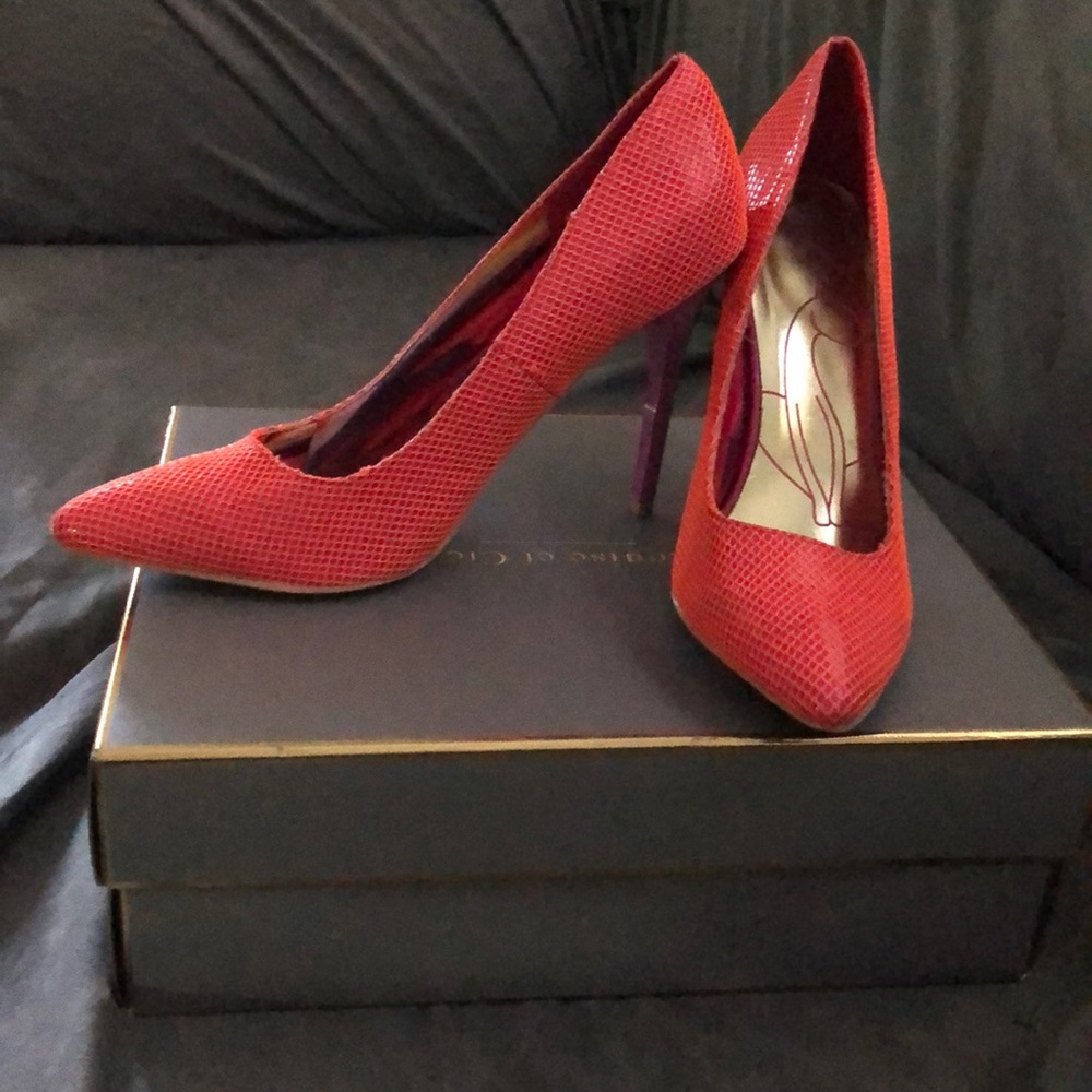 Baby Phat size 10 high heels